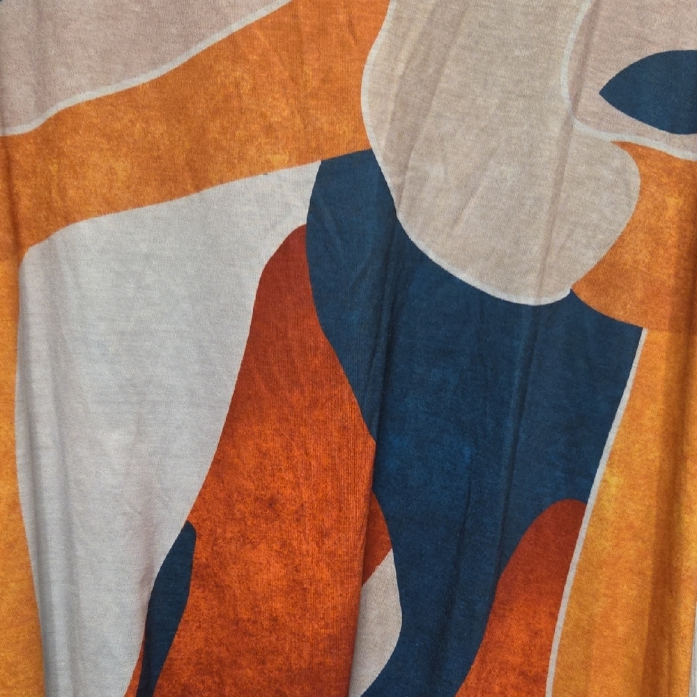 Abstract Patterned Women's Top - image 4